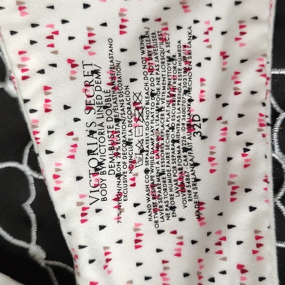 ❤️EUC Victoria's Secret Body by Victoria Lined Demi Convertible T-Shirt Bra, 32D - Picture 8 of 11